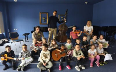 Prvašići posjetili Umjetničku školu